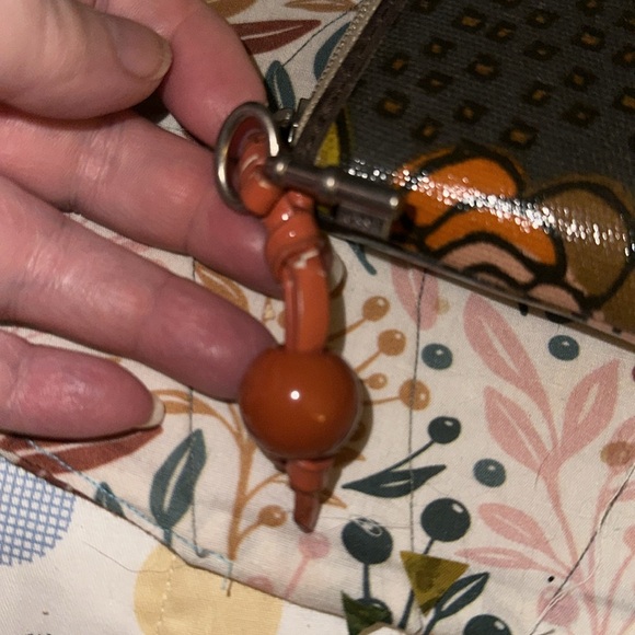 Fossil Key-Per Wallet zip around with key fob - Picture 2 of 7